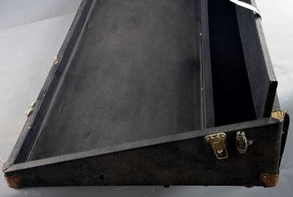 Rhodes-Wooden lid